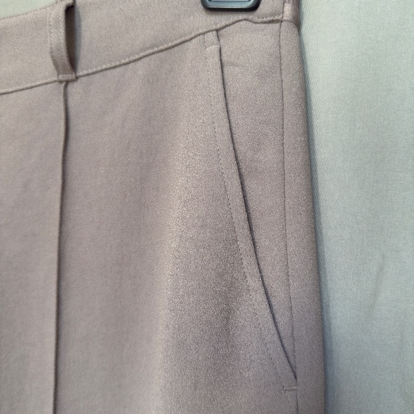 NWT Spanx Crepe Straight Leg Pull On Pants, Purple, Size XL, Elastic Waist Band - Picture 4 of 12